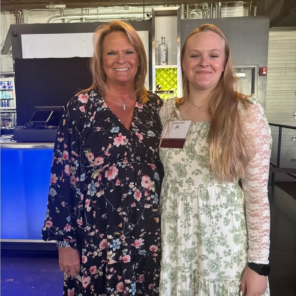 Meet your Posher, Shannon - Picture 3 of 5